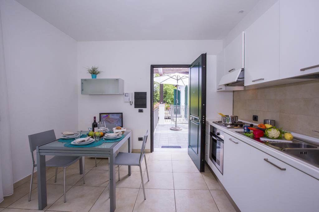 مارينا دي ماسا Residence Casa Bianca المظهر الخارجي الصورة