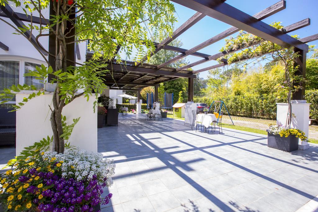 مارينا دي ماسا Residence Casa Bianca المظهر الخارجي الصورة